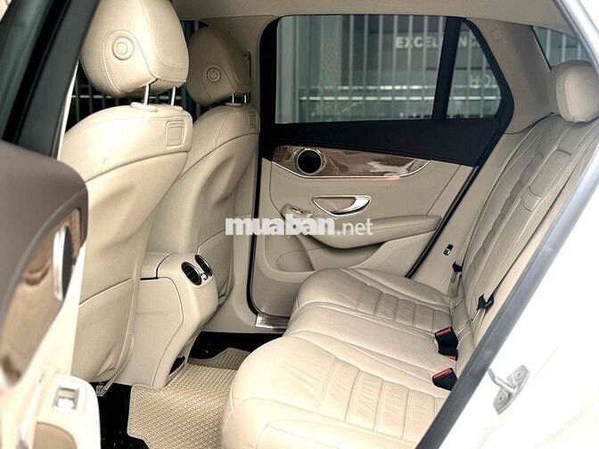 Mercedes Benz GLC Class 2*** km