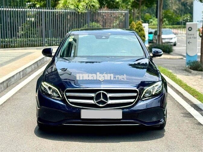 Mercedes Benz E Class 2018 E200 - 77000 km