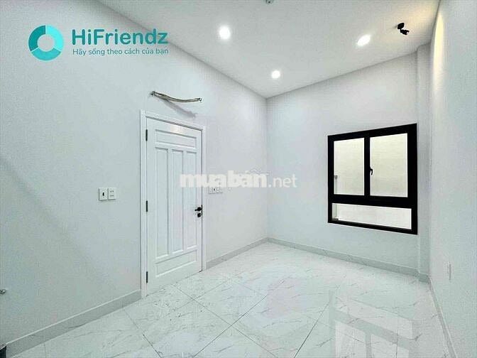 Studio Cửa Sổ Trời Cao Cấp Full Nội Thất Siêu Mới Ngay Trung Tâm