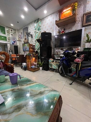 Bán Căn Hộ Tầng trệt Chung Cư 234 Hẻm 330Phan Văn Trị P11 BT 3,8x11,2m
