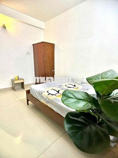 PHÒNG TRỌ CÓ ĐỦ NỘI THẤT, THANG MÁY, GIÁ RẺ GẦN ĐH TDT RMIT SGU STU
