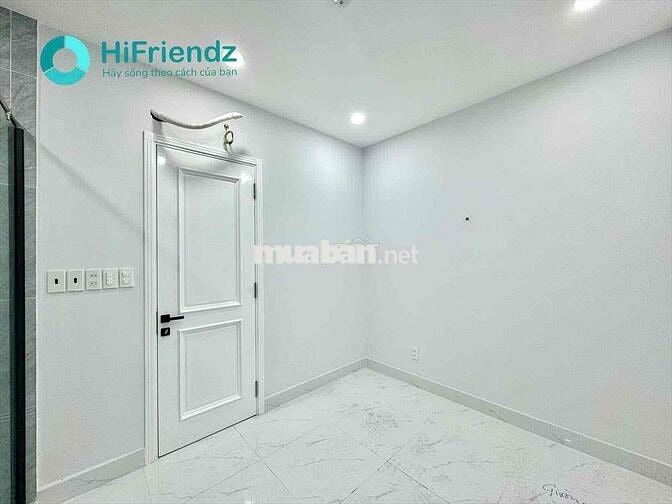 Studio Cửa Sổ Trời Cao Cấp Full Nội Thất Siêu Mới Ngay Trung Tâm
