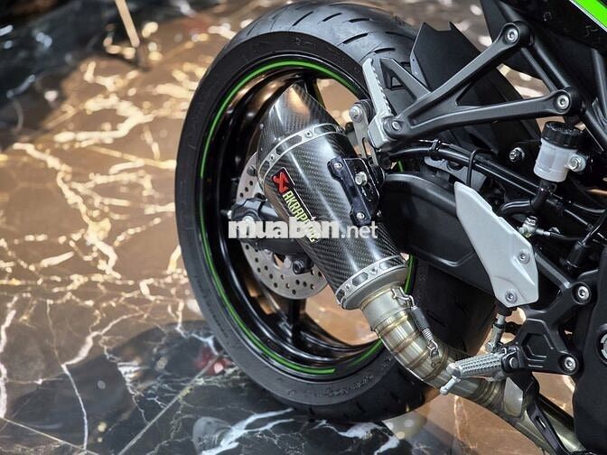 ZX25R 2023 XÁM TITAN PÔ AKRAPOVIC