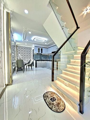 BÁN NHÀ ĐẸP MỚI HOÀN THIỆN HẺM XE HƠI TỚI NHÀ