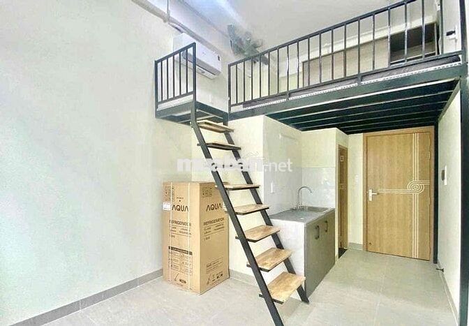 Duplex Cửa Sổ Trời Siêu Mới Thang Máy Hầm Sen Gần Trung Tâm