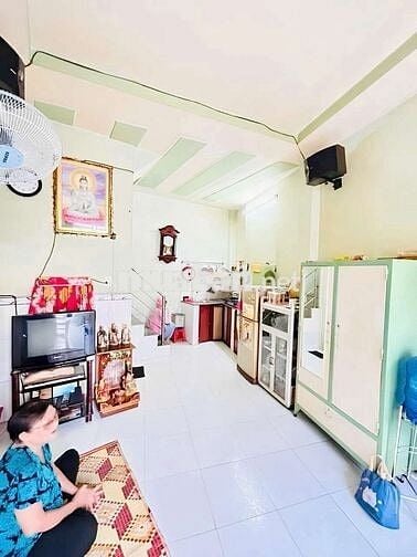 🏡Nhà Đúc 2 Tầng, 2 pn 
🍀Đường Xe Hơi Thông Dt: 24m2, DTSD 48m2