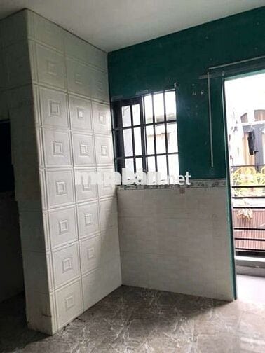 Cho thuê nhà nguyên căn hẻm xe 3 gác nhà đang trống