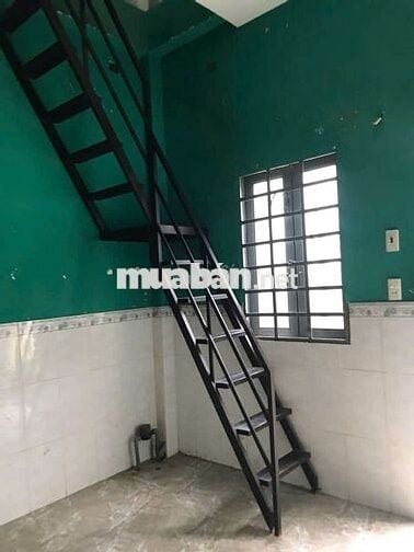 Cho thuê nhà nguyên căn hẻm xe 3 gác nhà đang trống