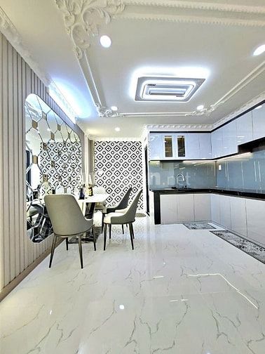 BÁN NHÀ ĐẸP MỚI HOÀN THIỆN HẺM XE HƠI TỚI NHÀ