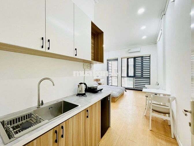 Căn Hộ Quận 7 Full Nội Thất Gỗ _ Sang Trong Ngay Cầu Kênh Tẻ