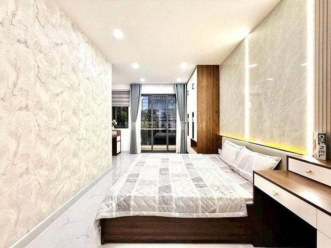 Hạ giá bán gấp căn nhà Cao Thắng - Quận 3 - Giá hạ còn 4 tỷ 390 