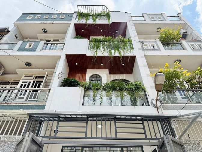 Giảm sốc 500tr chỉ còn 2 tỷ 800 tr căn 68m2 đường Nguyễn Minh Hoàng , 