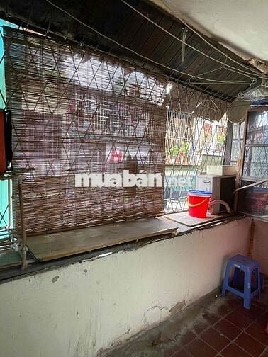 Cho thuê nhà tập thể tầng 3 , E4 Phương Mai , Đống Đa Hà Nội