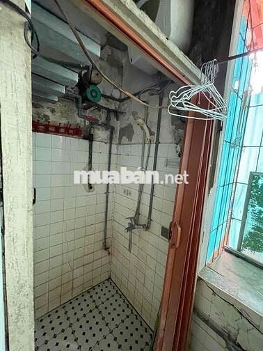 Cho thuê nhà tập thể tầng 3 , E4 Phương Mai , Đống Đa Hà Nội