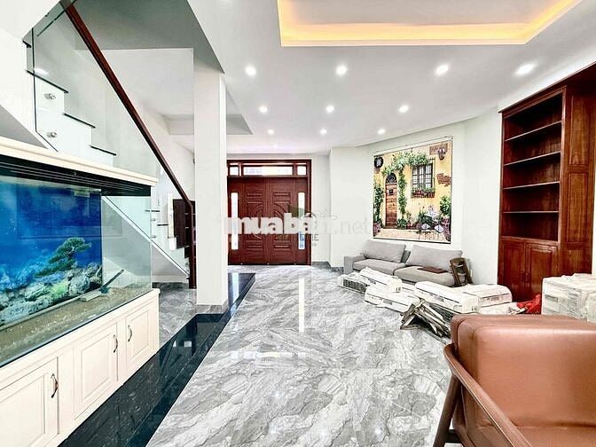 CHO THUÊ NHÀ MỚI ĐẸP CÓ THANG MÁY NGAY LÔ GÓC KĐT PHÍA BẮC NHA TRANG