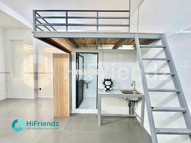 DUPLEX FULL NỘI THẤT BAN CÔNG THOÁNG KẾ BÊN DH VĂN HIẾN