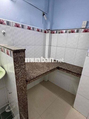 Cho thuê nhà hẻm/  Văn Thân P8 Q6
