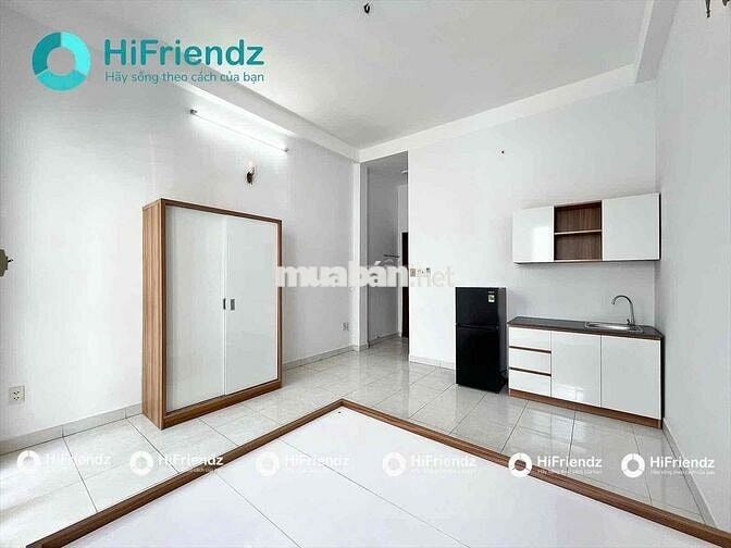 trống sẫn Studio full nội thất nằm gần CVPM Quang Trung