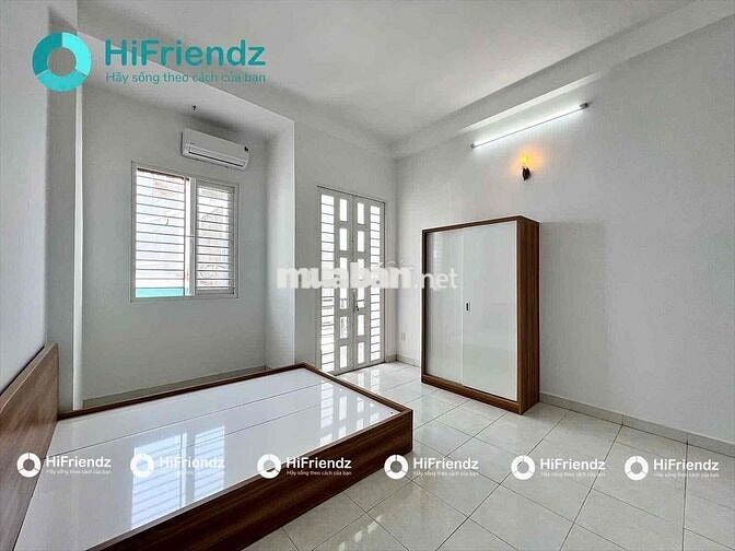 trống sẫn Studio full nội thất nằm gần CVPM Quang Trung