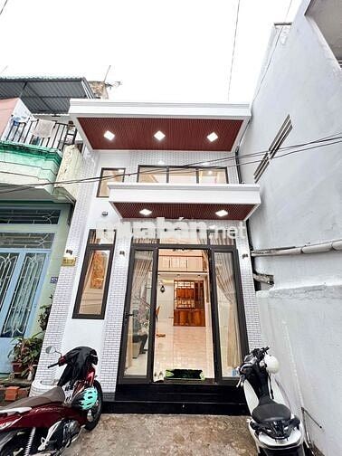 BÁN NHÀ HẼM 90 HUNG VUONG TPCT