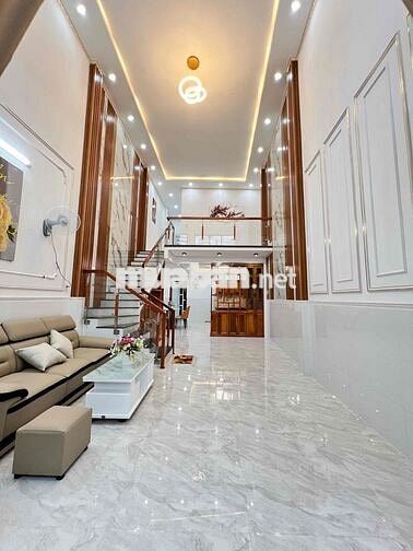 BÁN NHÀ HẼM 90 HUNG VUONG TPCT