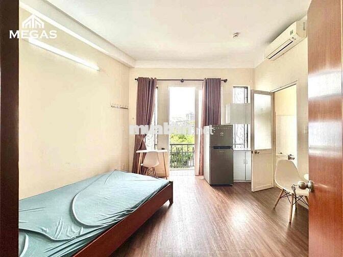 Cho Thuê Căn StudioBan Công Gần Đh sư Phạm Lê Văn sỹ Q3