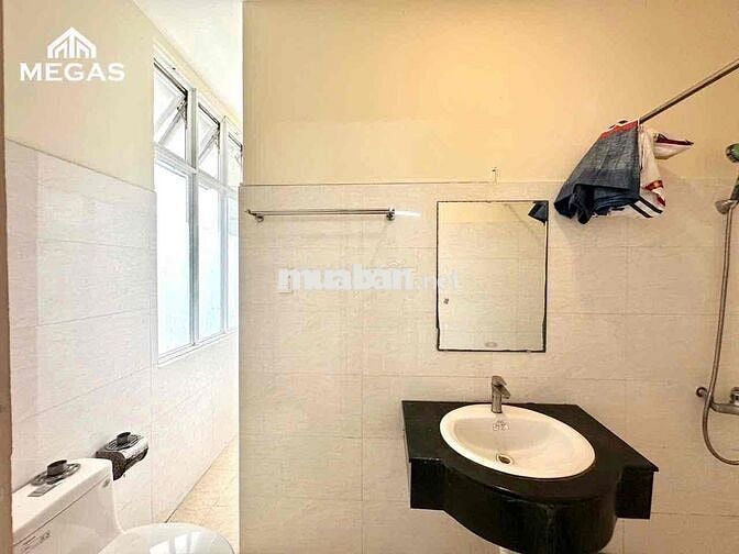 Cho Thuê Căn StudioBan Công Gần Đh sư Phạm Lê Văn sỹ Q3