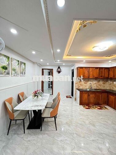BÁN NHÀ HẼM 90 HUNG VUONG TPCT
