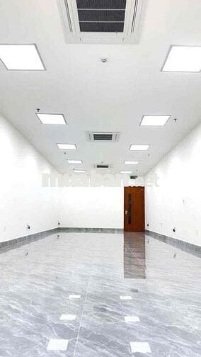 Cho thuê nhà mặt tiền 4 tầng đường Nguyễn Phước Lan, gần cầu Hoà Xuân