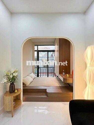 QUẬN 10- VIEW KÍNH NGẮM MƯA SIÊU CHILL-GẦN VH MALL, BÁCH KHOA HUFLIT