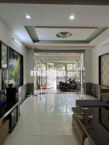 Bán nhà 1 trệt 2 lầu, 4PN – Trung tâm Dĩ An – Giá tốt chính chủ