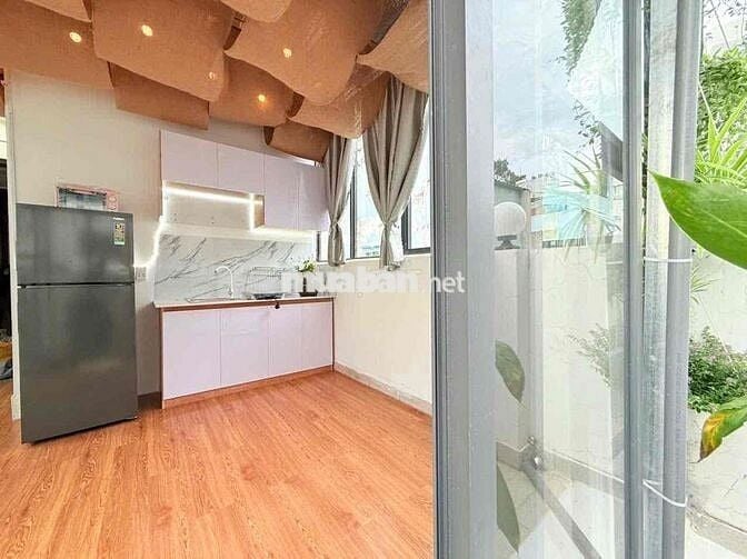 Cho thuê gấp căn hộ cao cấp 1 phòng ngủ diện tích siêu lớn tại trung t