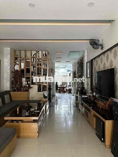 Bán nhà 1 trệt 2 lầu, 4PN – Trung tâm Dĩ An – Giá tốt chính chủ