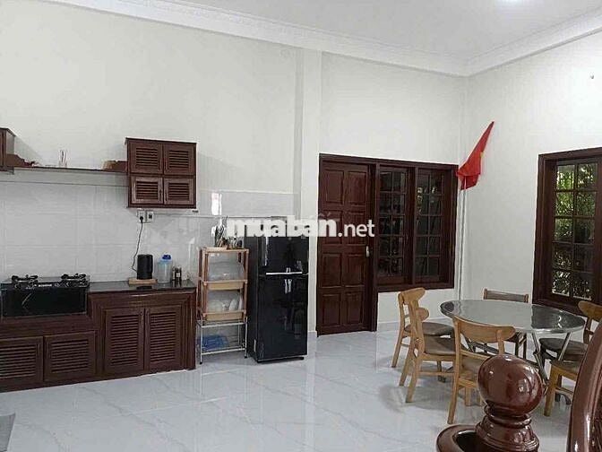 Biệt Thự Sân Vườn 6PN Đường Ngô Quyền
