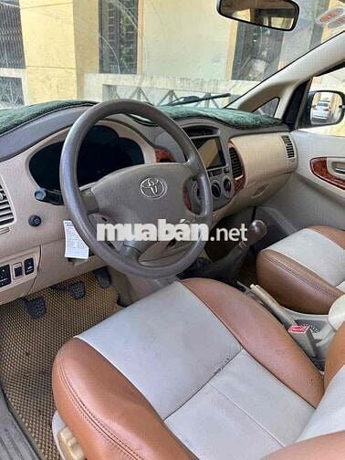 Toyota Innova 2008 G - 20000 km