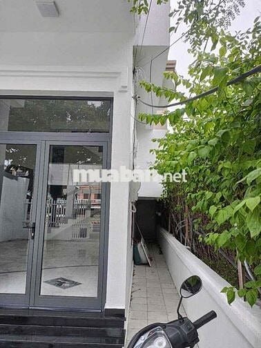 Biệt Thự Sân Vườn 6PN Đường Ngô Quyền