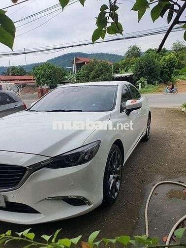 Mada 6 2018 2.0L Premium - 100000 km