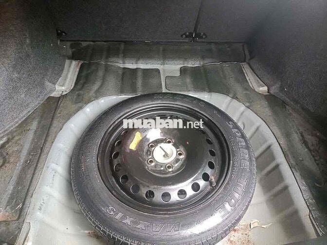 Ford Mondeo 2004 2.5 AT - 9 chủ bán