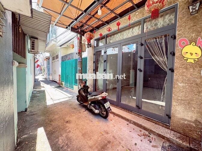 Nhà 3 tầng 3 mê Hoàng Diệu 2 mặt kiệt sau công viên