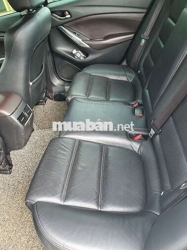 Mada 6 2018 2.0L Premium - 100000 km