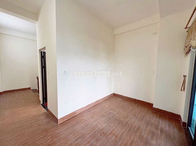 Nhà 3 tầng 3 mê Hoàng Diệu 2 mặt kiệt sau công viên