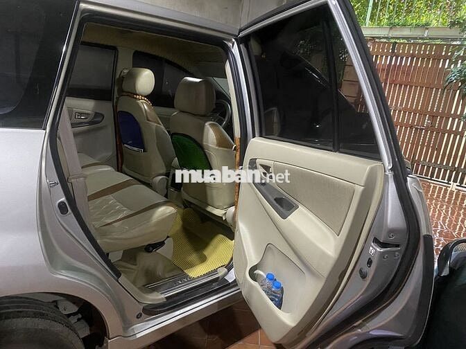 Toyota Innova 2015 2.0E - 29000 km