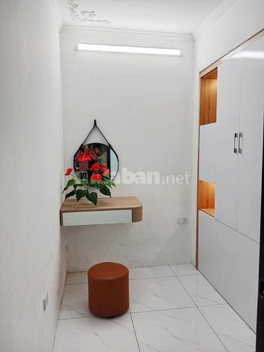 Nhà Đẹp Ở Luôn Tôn Đức Thắng, Đống Đa 40m, tầng 1, giá 2,88 tỷ.