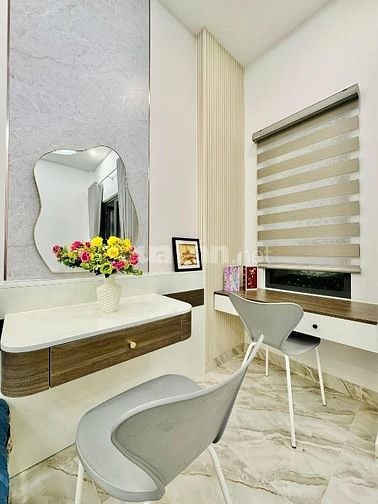 Chị Thảo cần bán nhà 63.8m2 ngay Út Tịch, TB. Giá: 4.1 Tỷ. SHR, hẻm 5m