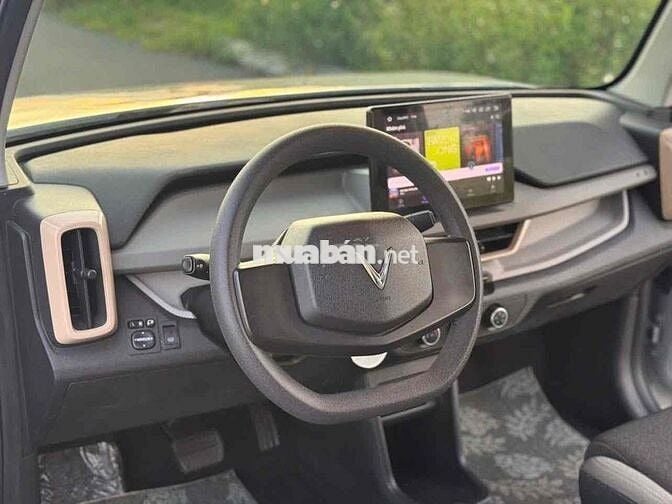 VinFast VF3 2024 Thuê pin - 7000km có phụ kiện