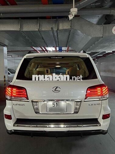 Lexus LX 2014 570 - 12500 km