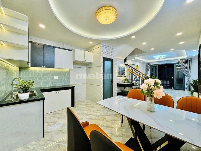 Chị Thảo cần bán nhà 63.8m2 ngay Út Tịch, TB. Giá: 4.1 Tỷ. SHR, hẻm 5m