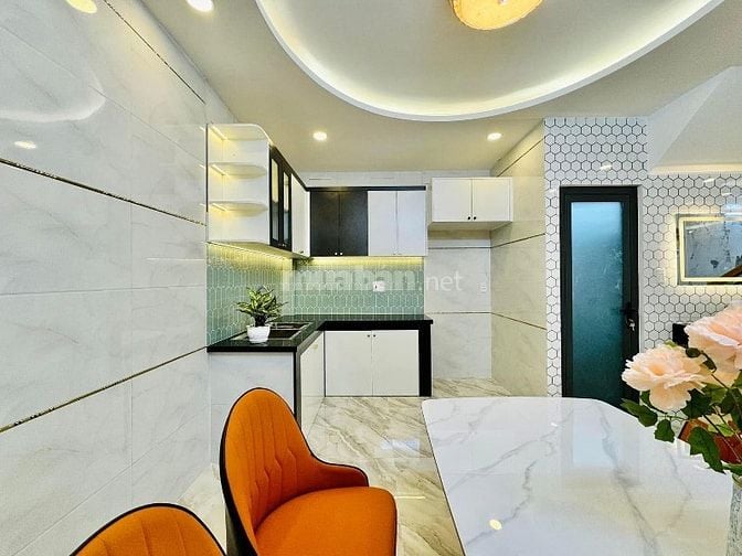 Chị Thảo cần bán nhà 63.8m2 ngay Út Tịch, TB. Giá: 4.1 Tỷ. SHR, hẻm 5m