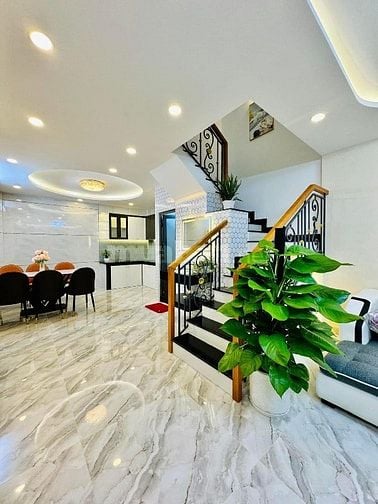 Chị Thảo cần bán nhà 63.8m2 ngay Út Tịch, TB. Giá: 4.1 Tỷ. SHR, hẻm 5m