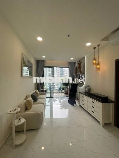 HÀNG HOT CHỐT NGAY CHO THUÊ 2PN (DIAMOND) CELADON CITY SIÊU RẺ